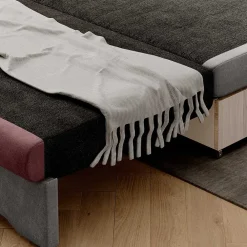 Wohnen Sofas<Ausziehcouch in Hellgrau und Rosenholz - Kedany
