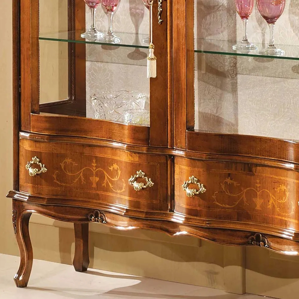 Wohnen Vitrinen|Schränke<Barock Vitrine 2-türig Agosto mit Nussbaum Furnier
