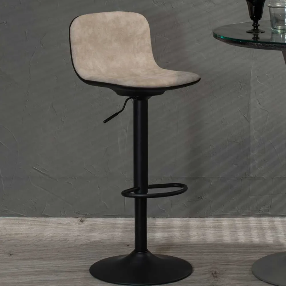 Wohnen Hocker|Stühle<Barstühle mit gepolsterter Rückenlehne - Xivadro (2er Set)