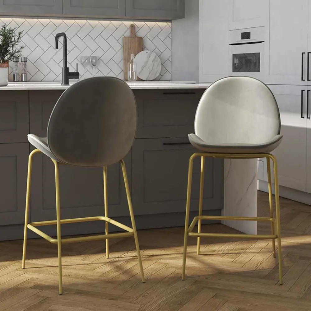 Wohnen Hocker|Stühle<Barstuhl in Hellgrau und Messing - Loreo