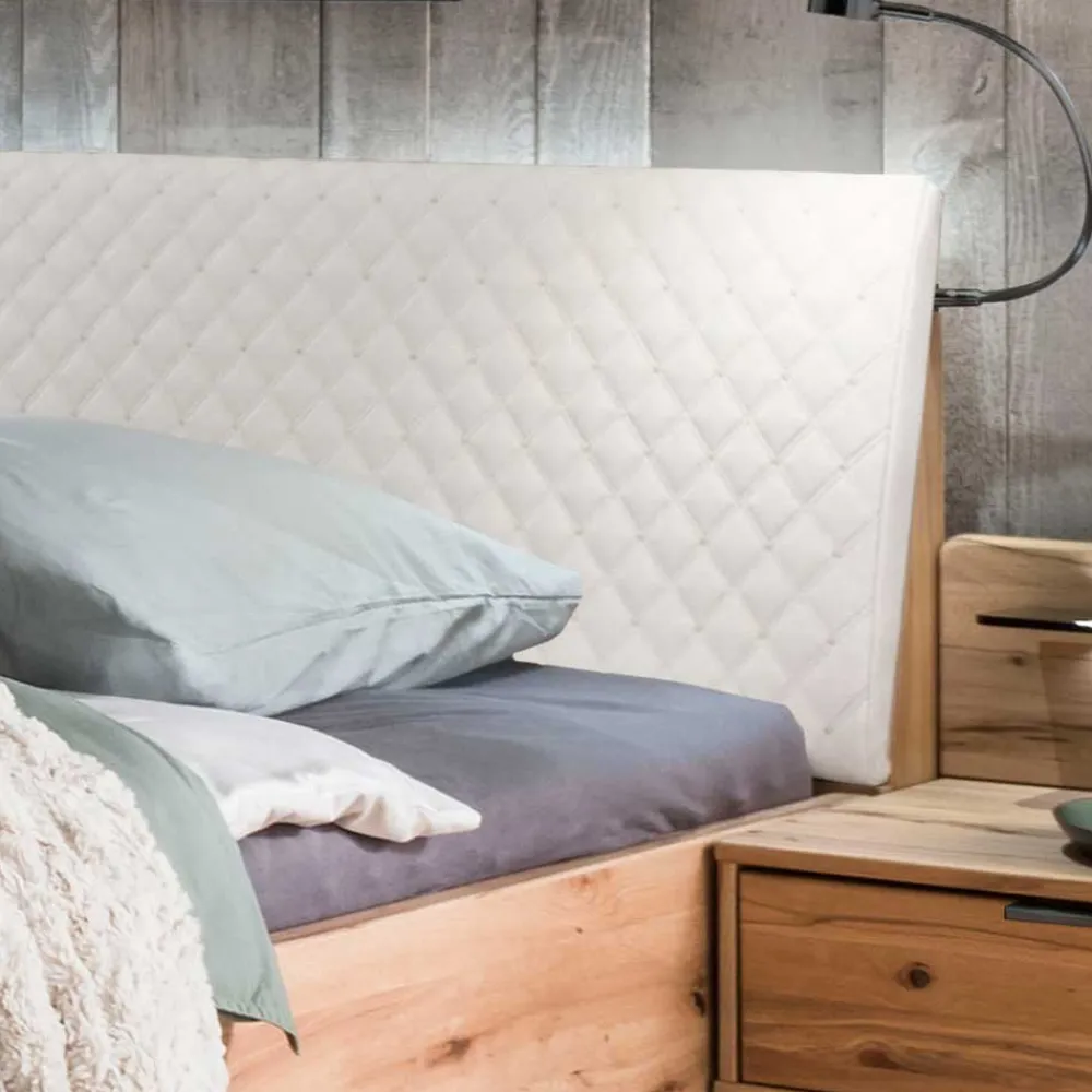 Wohnen Betten<Bett Anlage aus Kernbuche - Krofun (dreiteilig)