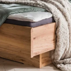 Wohnen Betten<Bett Anlage aus Kernbuche - Krofun (dreiteilig)