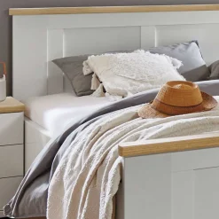 Wohnen Betten<Bett in 140 cm Breite im Landhausstil - Ignacio