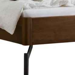 Wohnen Betten<Bett in Nussbaum Braun & Anthrazit - Ayero (dreiteilig)