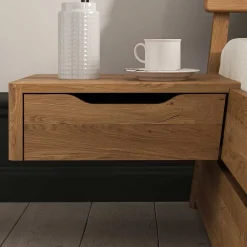 Wohnen Betten<Bett mit Nachtkonsolen aus Wildeiche - Grenadys (dreiteilig)