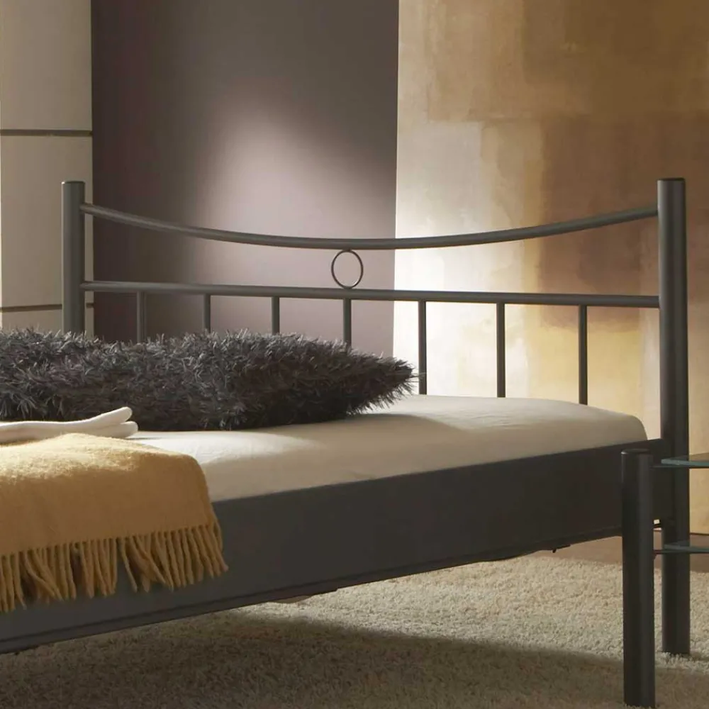 Wohnen Betten<Bett Regina aus Metall