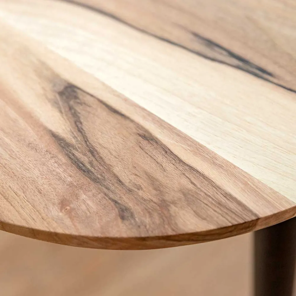 Wohnen Tische<Couchtisch aus Massivholz Nussbaum - Continento