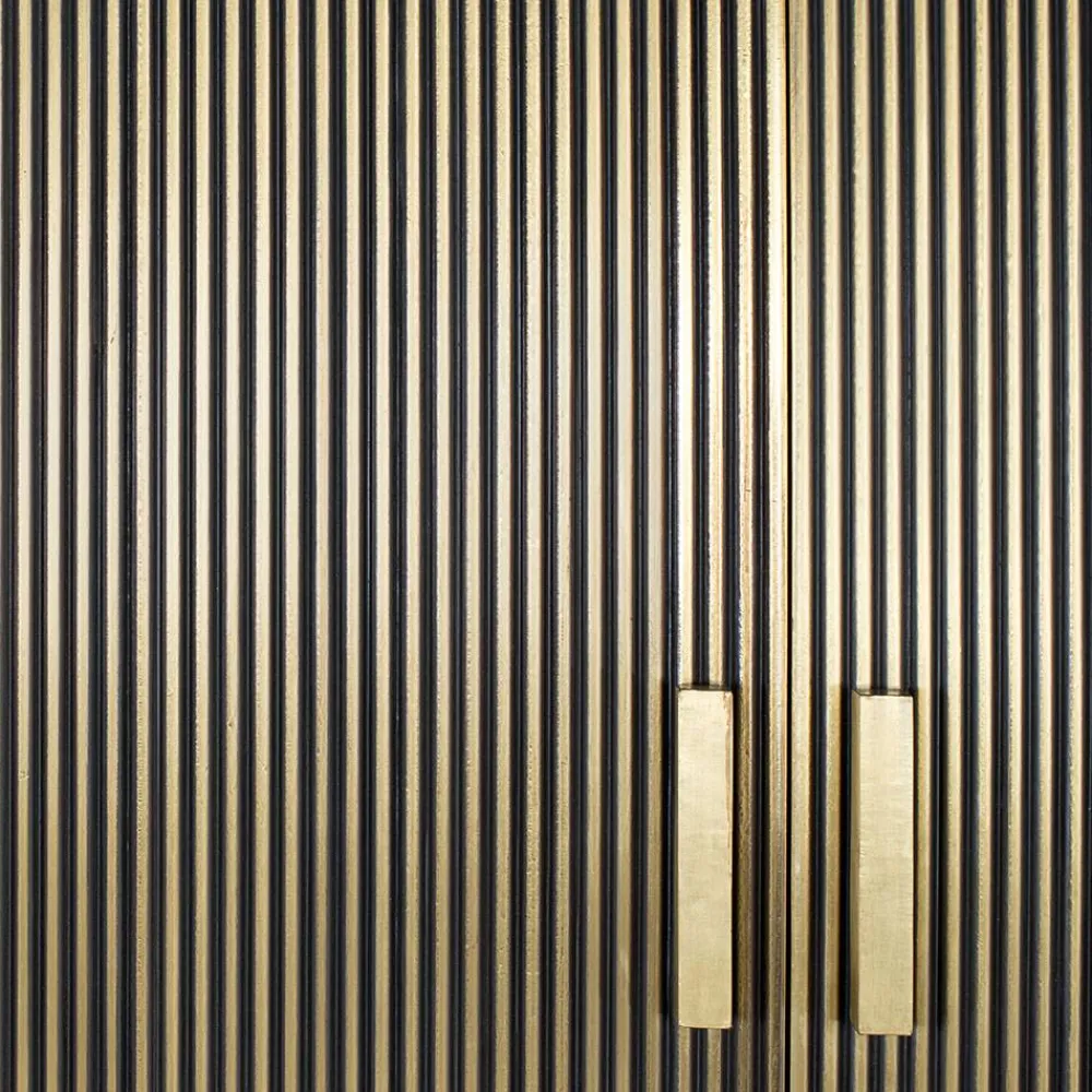 Wohnen Highboards|Kommoden<Design Schrank mit viel Bodenfreiheit - Hayato