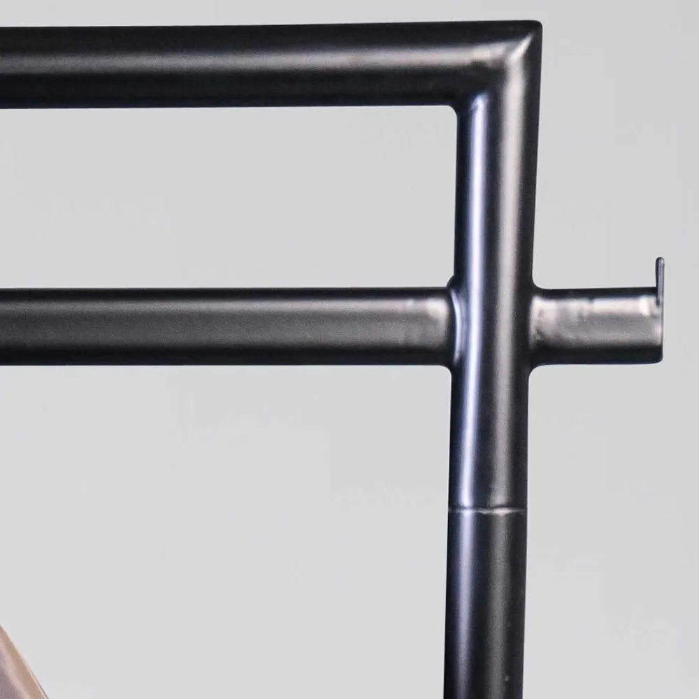 Wohnen Garderoben<Design Standgarderobe in Schwarz mit Wildeiche - Veneziana
