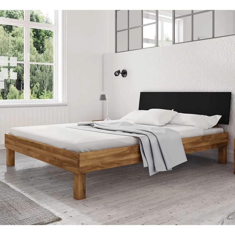 Wohnen Betten<Design Wildeichebett mit schwarzem Kopfteil - Olbysca I