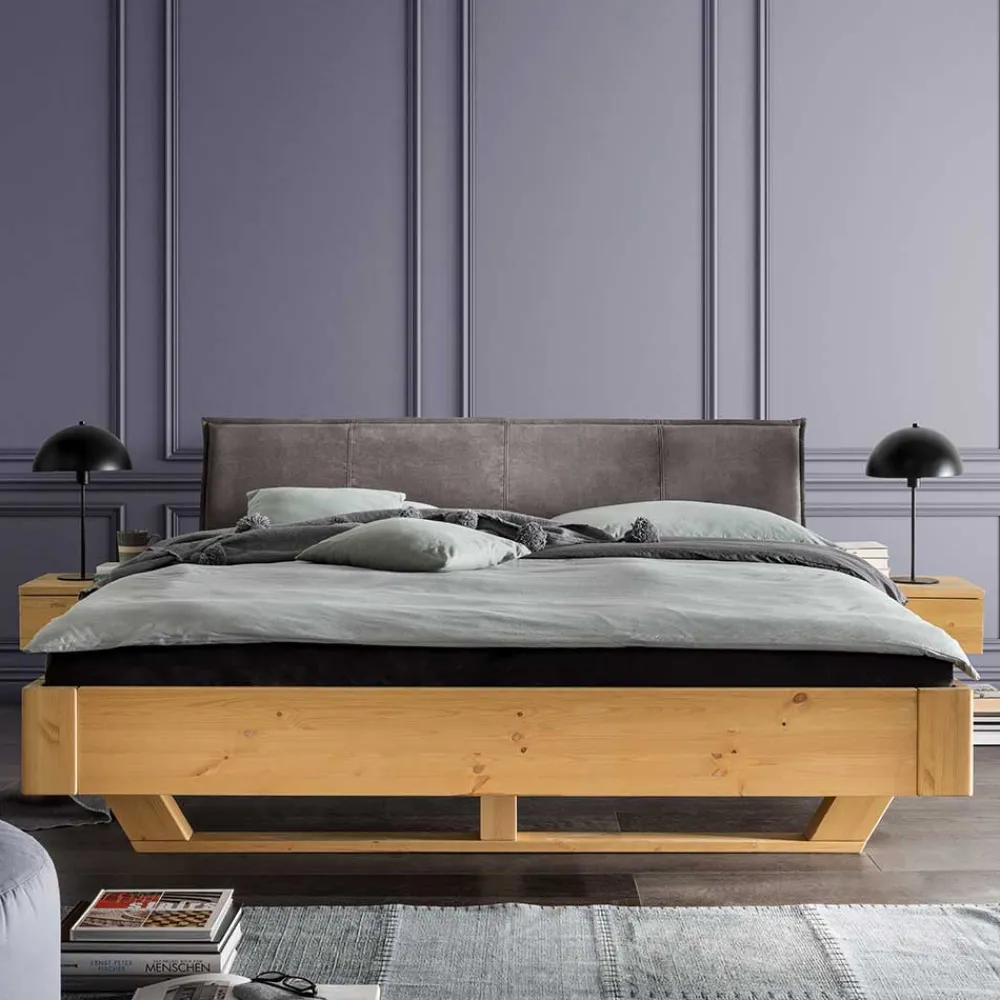 Wohnen Betten<Designbett mit Holzkufen aus Kiefer gelaugt - Ravilon