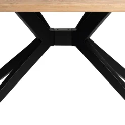 Wohnen Tische<Design-Esstisch mit Baumkanten - Slavidra
