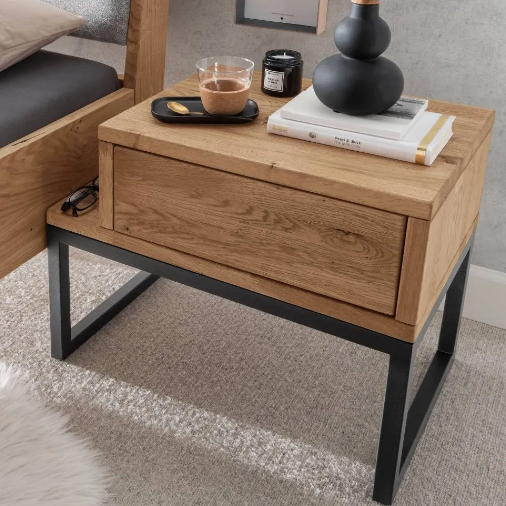 Wohnen Kommoden<Design-Nachttisch aus Wildeiche Massivholz - Sangre