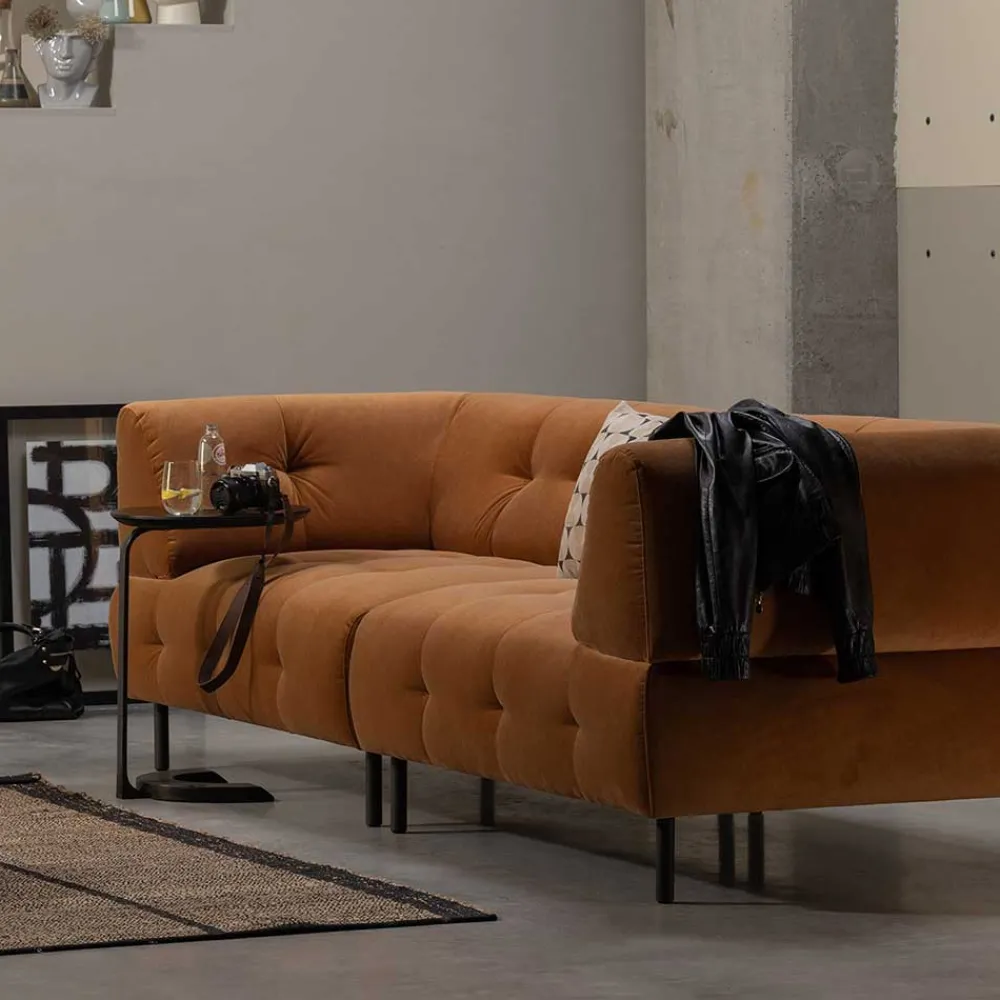 Wohnen Sofas<Dreier Sofa mit Armlehnen in Hellbraun - Label