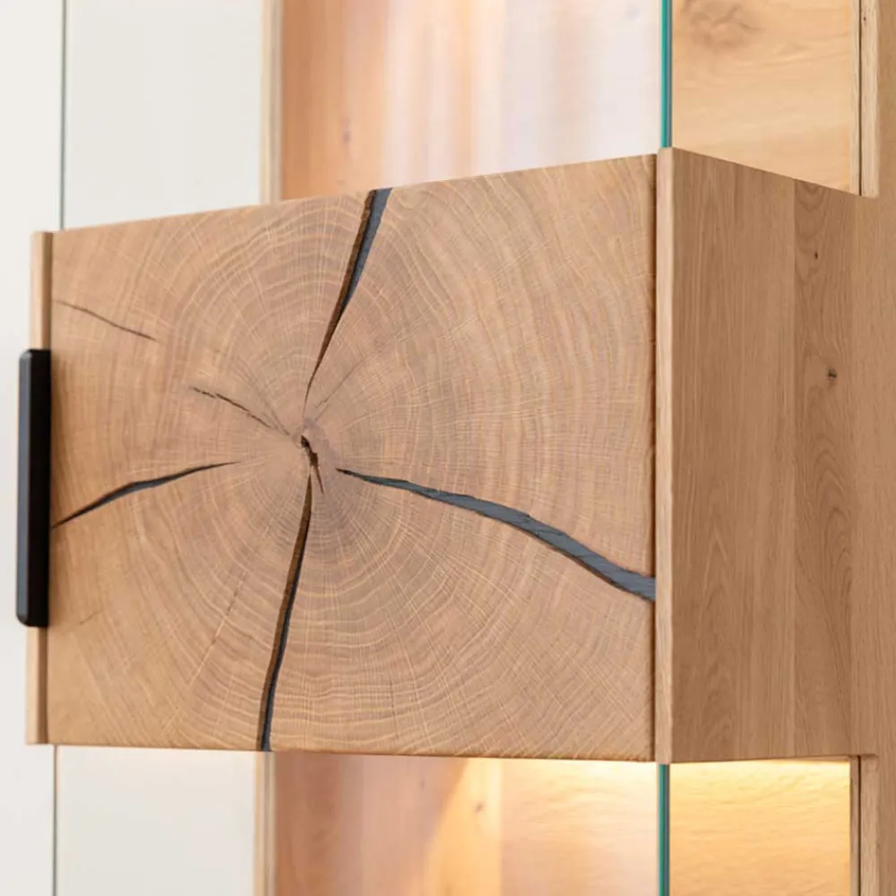 Wohnen Vitrinen<Eichenholz Hängevitrine mit Hirnholz Applikation - Deruta