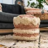 Wohnen Hocker<Fransiger Pouf in Altrosa mit Cremeweiß - Ornuva