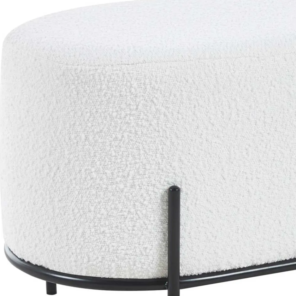 Wohnen Hocker<Gepolsterter Hocker in Oval mit Boucle Bezug - Cady