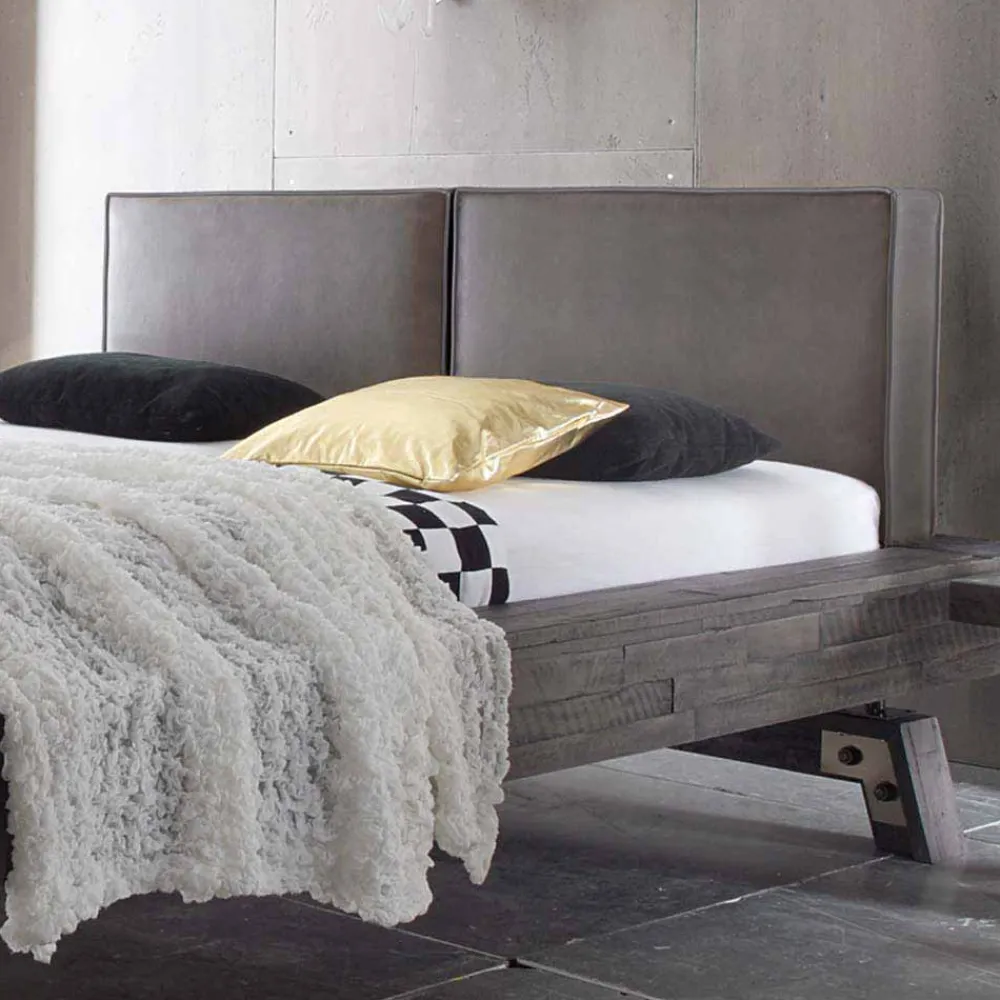 Wohnen Betten<Graues Massivholzbett Firendra im Vintage Industry Style