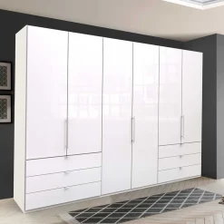 Wohnen Kleiderschränke<Großer Schrank fürs Schlafzimmer in Weiß - Dolienca
