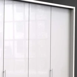 Wohnen Kleiderschränke<Großer Schrank fürs Schlafzimmer in Weiß - Dolienca