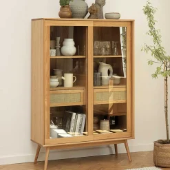 Wohnen Highboards|Vitrinen<Helles Highboard mit Glas in Natur - Saltenas