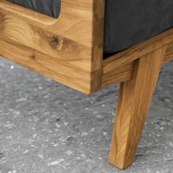 Wohnen Sofas<Hellgraues Stoff Sofa mit Wildeiche Gestell - Hardus