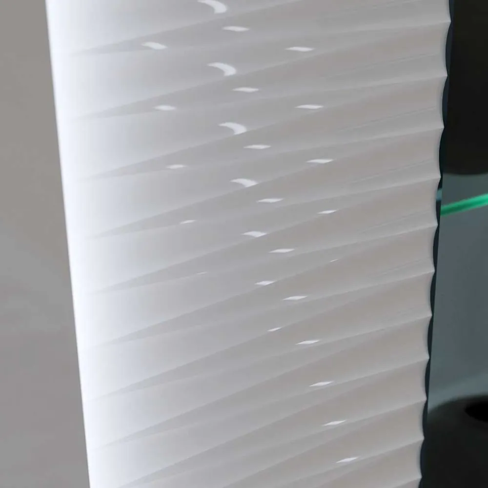 Wohnen Schränke<Hochglanz Vitrine mit LED in Weiß - Gomata