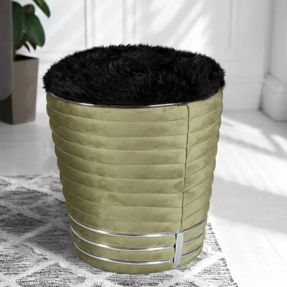 Wohnen Hocker<Hocker in Schwarz und Oliv Grün und Silber - Egeta
