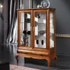 Wohnen Highboards|Vitrinen<Italienische Doppeltür Vitrine in Nussbaumfarben - Motiz