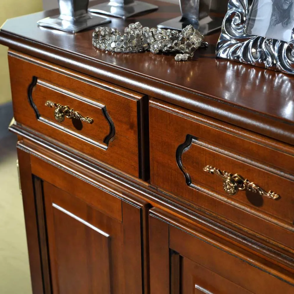 Wohnen Sideboards<Klassische Kommode in Nussbaum - Uno