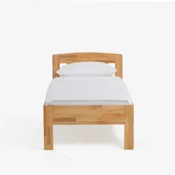 Wohnen Betten<Klassisches Holzbett Seriacus mit Kopfteil halboffen