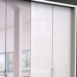 Wohnen Kleiderschränke|Schränke<Kleiderschrank mit Gleittüren in Weiß - Dolienca