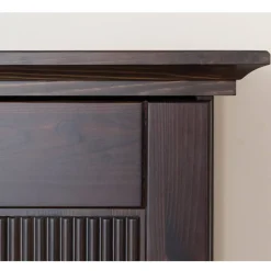 Wohnen Schränke<Kompakter Kleiderschrank im Modern-Country-Style - Nauizia