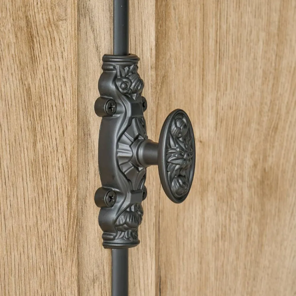 Wohnen Vitrinen<Landhaus-Schrank in Eiche Gold - Hengas
