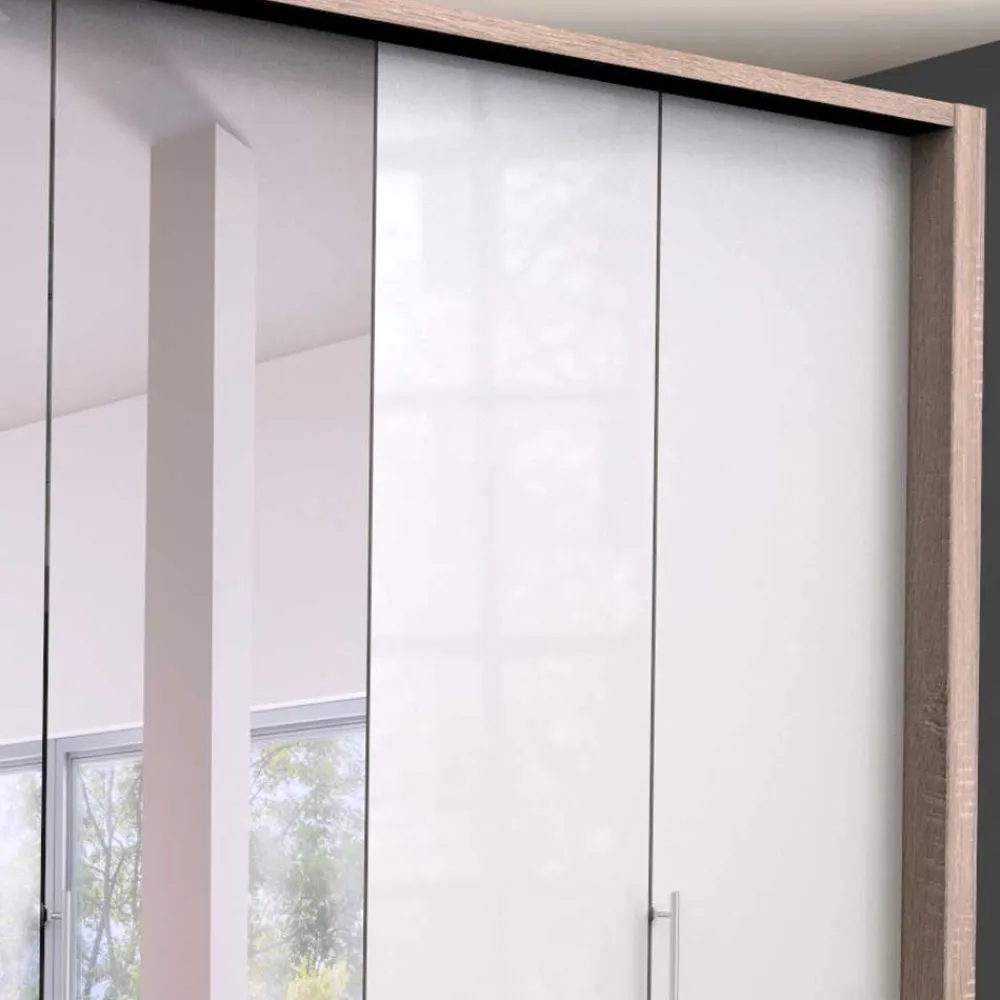 Wohnen Kleiderschränke<Luxus Kleiderschrank mit drei Gleittüren - Bosays