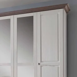 Wohnen Kleiderschränke<Massivholz-Schrank im Landhausstil Izarella mit drei Spiegeln
