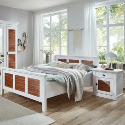 Wohnen Betten<Modern Country Bett in Weiß mit Bernstein - Chako