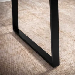 Wohnen Tische<Naturkanten-Tisch mit Trapezbeinen - Captain