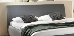 Wohnen Betten<Polsterbett Alona aus Kunstleder