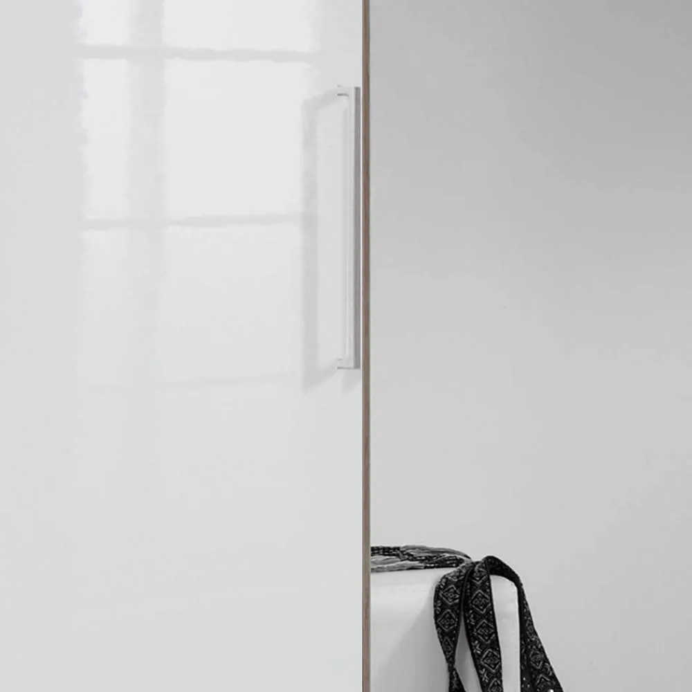 Wohnen Kleiderschränke<Praktischer Kleiderschrank in 135 cm Breite - Grands