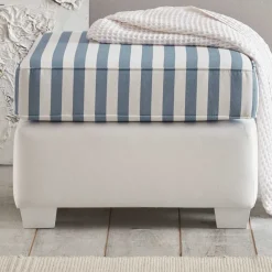 Wohnen Hocker<Quadratischer Polsterhocker gestreift - Ganbriassa