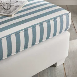 Wohnen Hocker<Quadratischer Polsterhocker gestreift - Ganbriassa