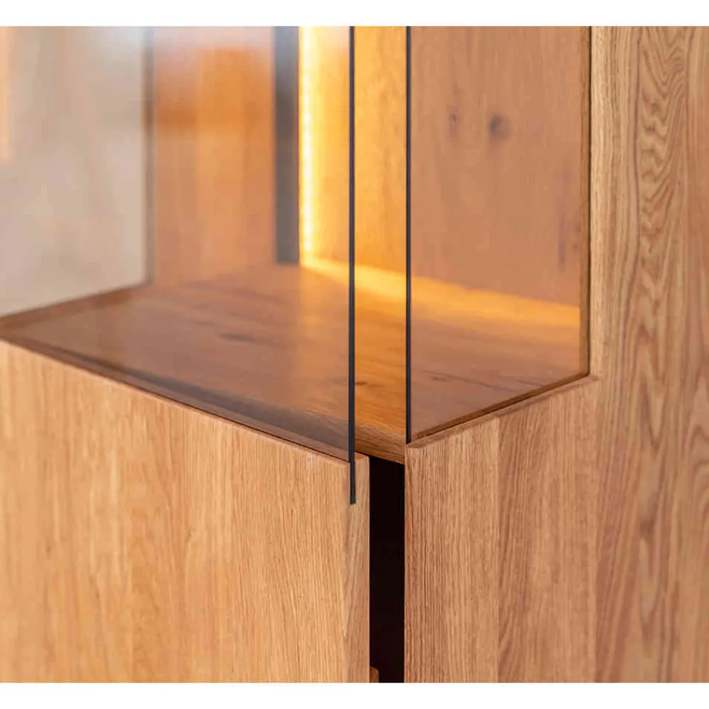 Wohnen Vitrinen<Schlanke Vitrine mit LED Beleuchtung - Cocondar