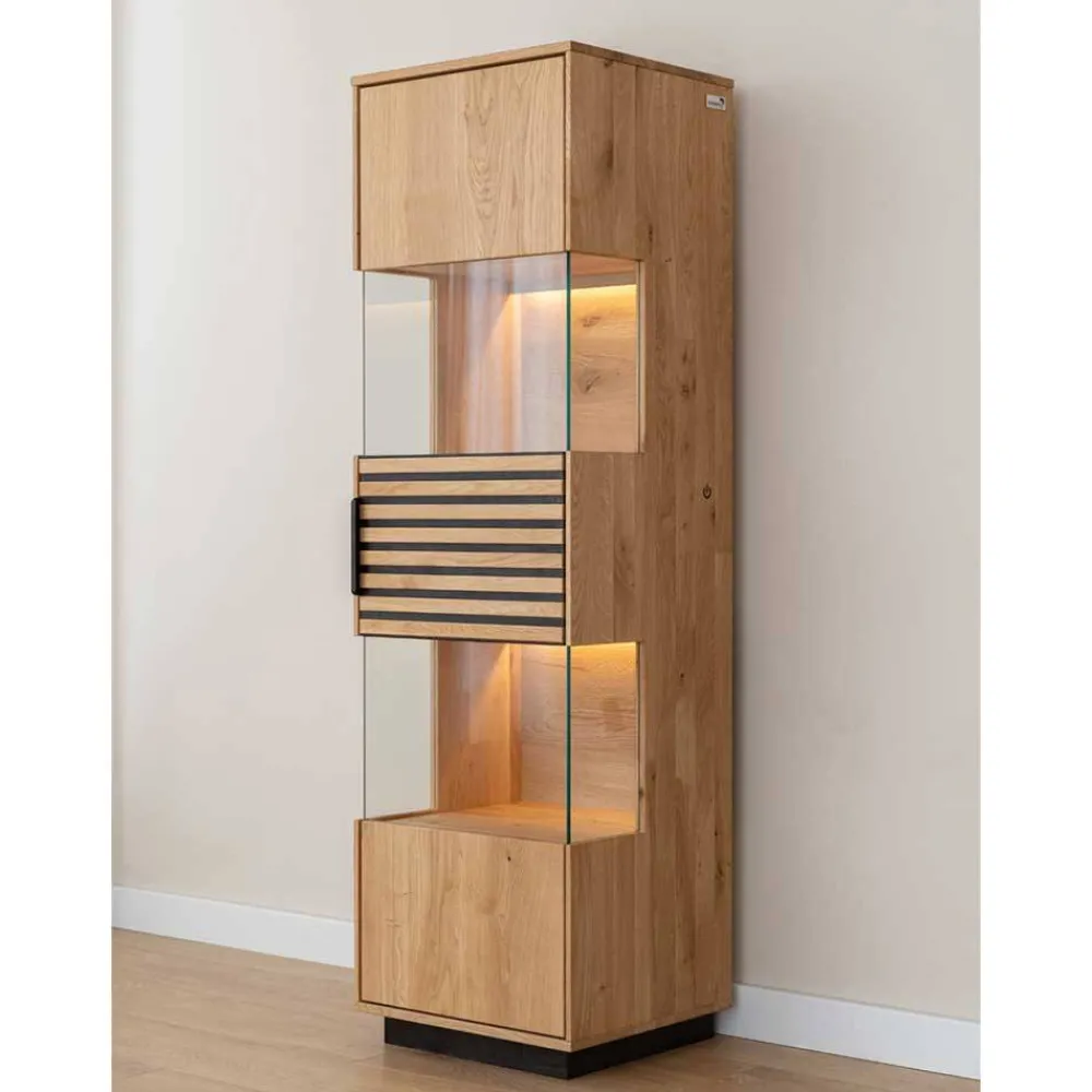 Wohnen Vitrinen<Schmale Massivholz Vitrine mit LED Beleuchtung - Eribella