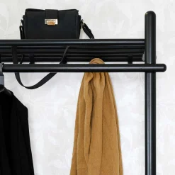 Wohnen Garderoben<Schwarze Holz Garderobe aus Eiche Massivholz - Evlinu