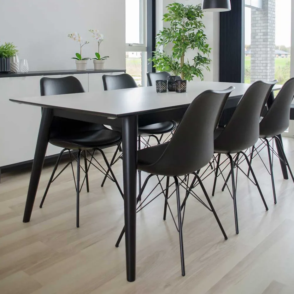 Wohnen Stühle<Schwarze Küchenstühle mit Schalensitz - Verbandro (2er Set)