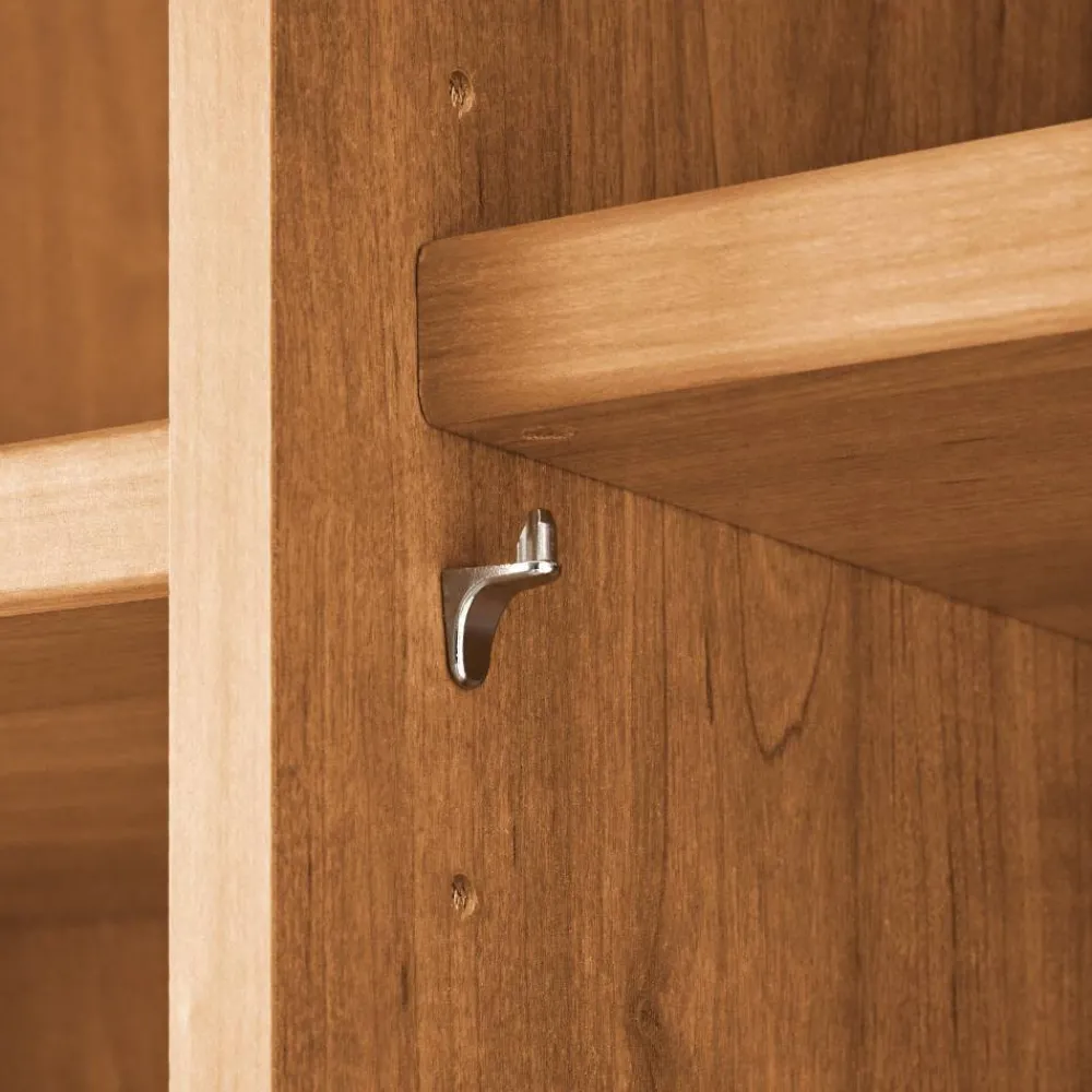 Wohnen Kleiderschränke|Schränke<Teilmassiver Schrank mit sieben Türen - Hung