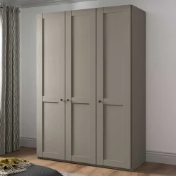 Wohnen Kleiderschränke<3-türiger Kleiderschrank im Modern Country Style - Ridonna