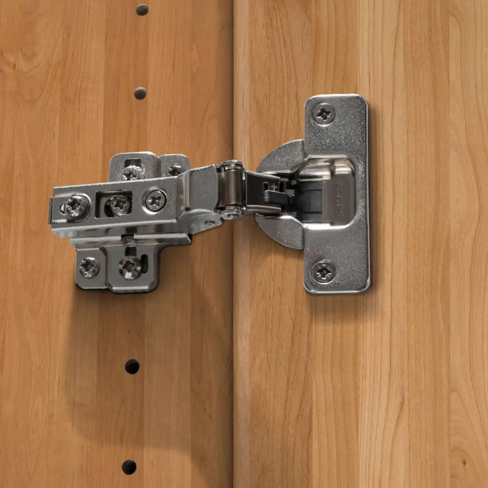 Wohnen Kleiderschränke|Schränke<3-türiger Kleiderschrank in Erle teilmassiv - Hung