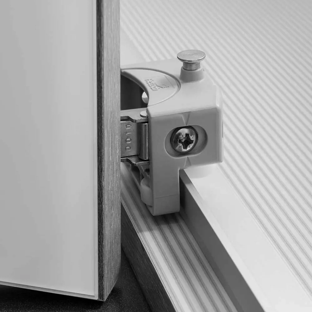 Wohnen Kleiderschränke<3-türiger Kleiderschrank mit Dreh- und Falttüren - Nujan